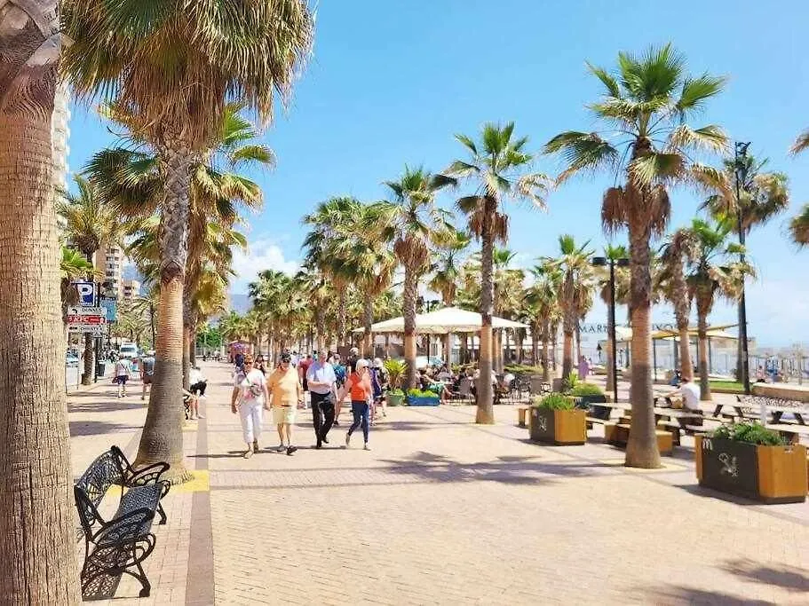 Atico Oviedo Beach 50M Parking Center Wifi Fuengirola Apartment